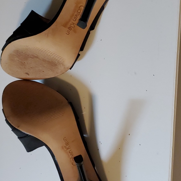 Calvin Kline elastic dress pumps - Picture 4 of 5